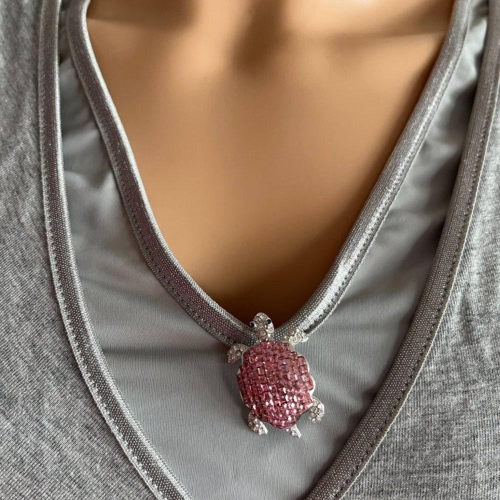 Turtle Brooch - image 3